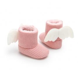 Cizmulite roz cu aripioare (marime disponibila: 9-12 luni (marimea 20