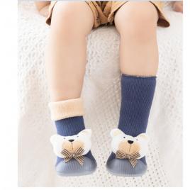 Mocasini cu talpa antiderapanta - white teddy (marime disponibila: marimea 26)