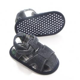 Sandalute din blugi pentru baietei (marime disponibila: 3-6 luni (marimea 18