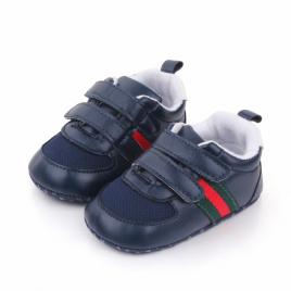 Adidasi bleumarine pentru baietei cu barete cu arici (marime disponibila: 3-6