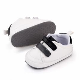 Adidasi albi cu barete si insertie neagra (marime disponibila: 3-6 luni