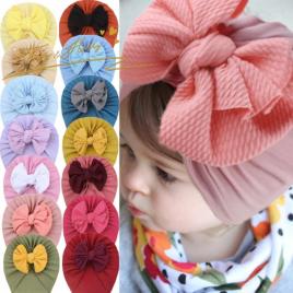 Caciulita tip turban cu fundita in fata (marime disponibila: 3-6 luni (marimea