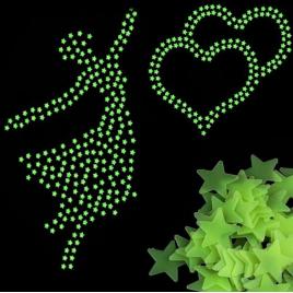 Set 100 stelute decorative fluorescente care absorb lumina si stralucesc in