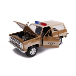 Macheta metalica 1980 chevy police k5 scara 1 la 24