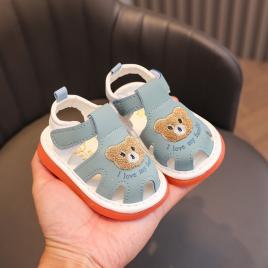 Sandalute bleu cu piuitoare - bear family (marime disponibila: 6-9 luni