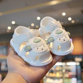Sandalute ivoire cu piuitoare - oita (marime disponibila: 6-9 luni (marimea 19