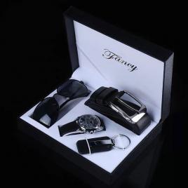 Set cadou cu ceas barbatesc, curea, breloc chei si ochelari soare fancy
