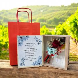 Cutie carte cu mesaj pentru prietena cu buchet criogenat rosu