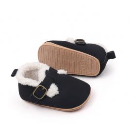 Pantofiori pentru bebelusi, negri, cu captuseala pufoasa (marime disponibila: