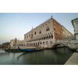 Fototapet autocolant PVC 70x120 cm Palatul Ducal, Italia