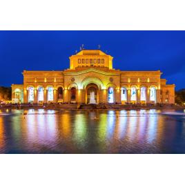 Fototapet autocolant PVC 70x120 cm Piata Republicii din Erevan