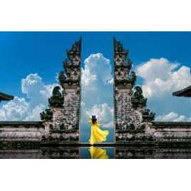 Fototapet autocolant PVC 75x100 cm Frumusete la templul din Bali