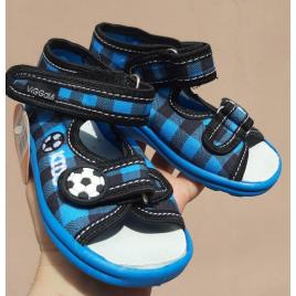 Sandalute pentru baietei - carouri albastre (marime disponibila: marimea 23)