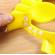 Aparatoare de sampon ajustabila - valuri (culoare: galben)