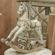 Figurina calut pe balansoar din polirasina maro 30x8x27 cm